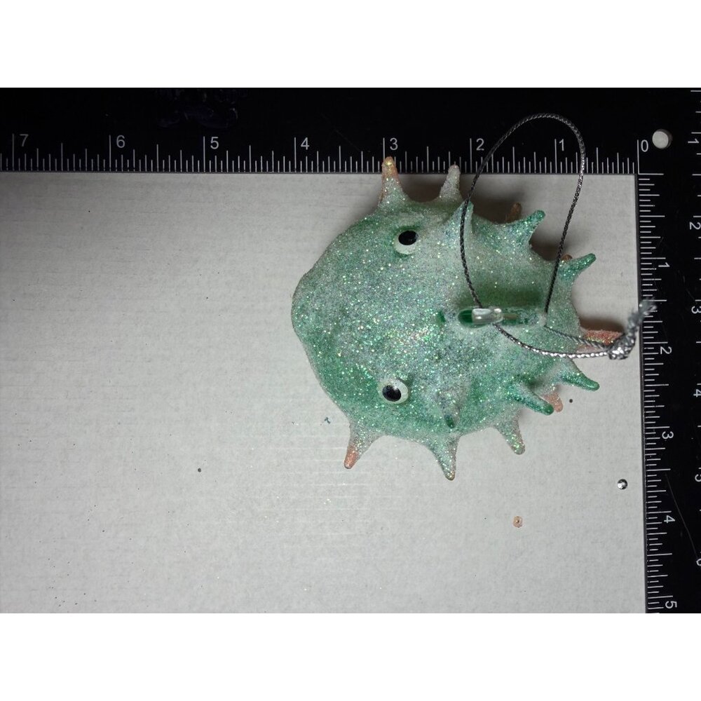 Glittery Green Puffer Fish Hanging Ornament Pier 1 Handmade Blown Glass Coastal - Picture 3 of 4